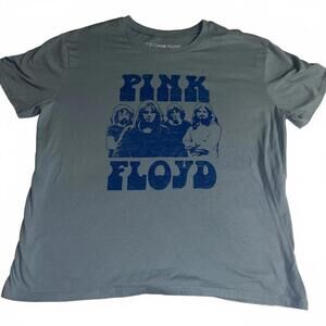 Pink Floyd Band Concert Womans Large(12-14) Graphic T-Shirt Cotton/Polyester